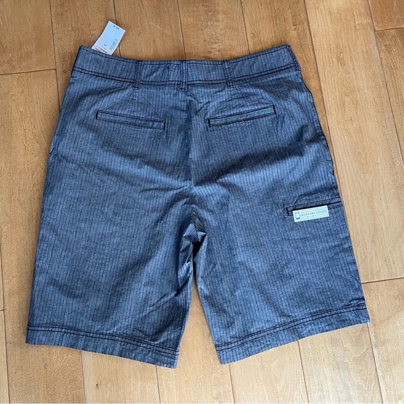 Mens shorts - Picture 2 of 2